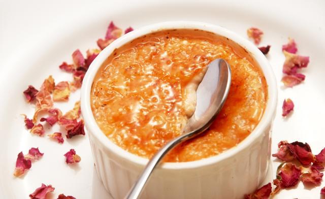 Desi crème brulee . Desi crème brulee .