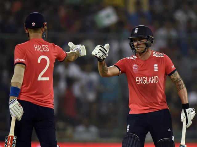 Jason Roy and Alex Hales exchange a fist pump after a shot. (Virendra Singh Gosain/HT Photo) 