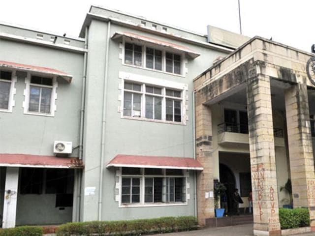 After expelling 23 students earlier this month, the Gajra Raja Medical College administration is set to expel 27 more students from batch 2006 to 2012. (Praveen Bajpai/HT file photo) After expelling 23 students earlier this month, the Gajra Raja Medical College administration is set to expel 27 more students from batch 2006 to 2012. (Praveen Bajpai/HT file photo)