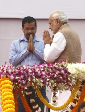 Kejriwal says the prime minister looks through him when they meet at official events. At Rajpath, New Delhi , October 31, 2015 (Virendra Singh Gosain / HT Photo)