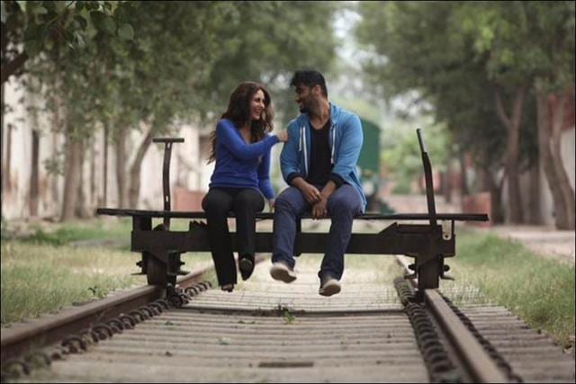 Ki & Ka is literally about turning the tables. We actually see people in restaurants coming to Kareena and Arjun respectively with photo requests at two different junctures in the film. Ki & Ka is literally about turning the tables. We actually see people in restaurants coming to Kareena and Arjun respectively with photo requests at two different junctures in the film.
