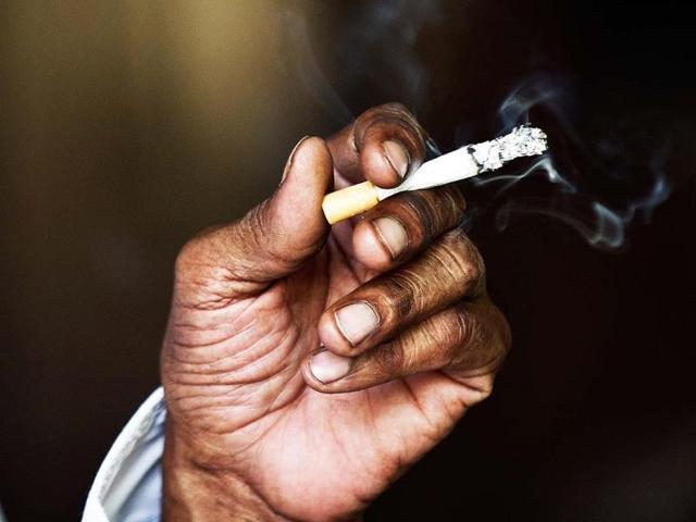 Cigarette makers have shut their factories from Friday due to ambiguity over new pictorial warning rules on packs, a leading industry lobby group said on Friday. (AFP Photo) Cigarette makers have shut their factories from Friday due to ambiguity over new pictorial warning rules on packs, a leading industry lobby group said on Friday. (AFP Photo)
