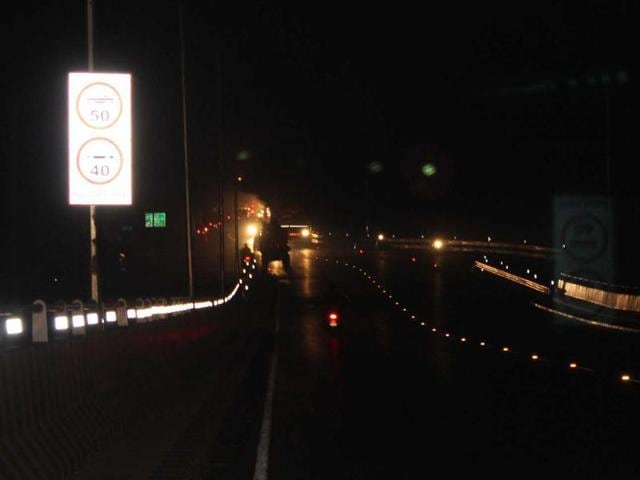 The flyover near Diesel Loco-Modernisation Works at night in Patiala on Thursday. (Bhrat Bhushan/HT Photo) The flyover near Diesel Loco-Modernisation Works at night in Patiala on Thursday. (Bhrat Bhushan/HT Photo)