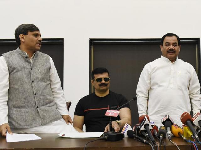 Rebel Congress MLAs address a press conference at the Constitution Club in New Delhi. (Mohd Zakir/HT Photo) Rebel Congress MLAs address a press conference at the Constitution Club in New Delhi. (Mohd Zakir/HT Photo)