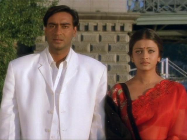 Sanjay Leela Bhansali’s Hum Dil De Chuke Sanam released in the same year, 1999. Ajay stood his ground like a champion in a film that had Salman Khan and Aishwarya Rai in the lead roles. (YouTube)