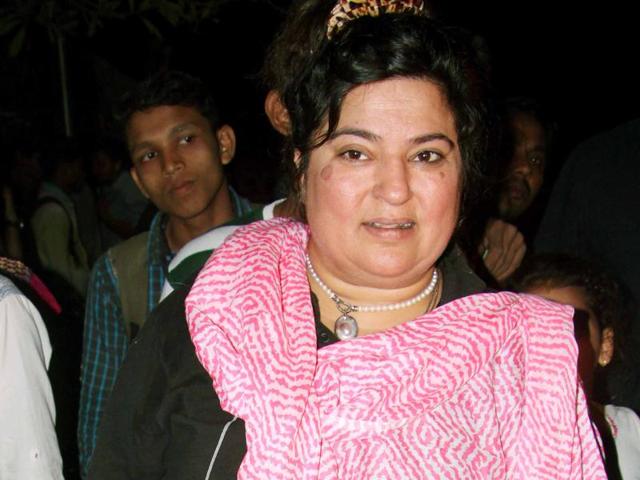 Actor Dolly Bindra at the hospital. (HT Photo/Yogen Shah) Actor Dolly Bindra at the hospital. (HT Photo/Yogen Shah)