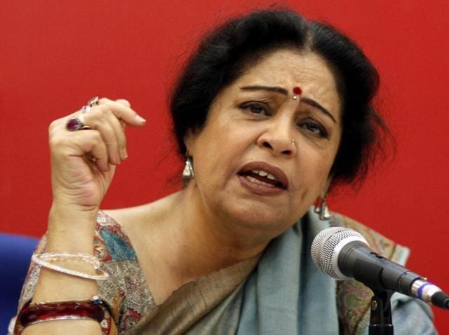 Kirron Kher, Chandigarh MP, lambasted JNUSU president Kanhaiya Kumar on Twitter. (HT File Photo)