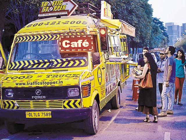 Most trucks in Gurgaon can be spotted on the Leisure Valley Road. (Ravi Choudhary/HT) Most trucks in Gurgaon can be spotted on the Leisure Valley Road. (Ravi Choudhary/HT)