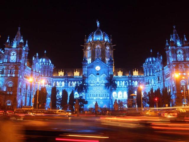 CST station in Mumbai lit up in blue to spread awareness about autism on Friday.(HT Photo)