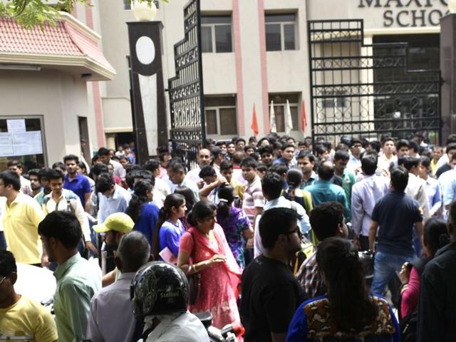 Experts said that the cut-off for IITs is expected to rise due to ambiguities in certain questions of the Joint Entrance Examination (JEE. (Vipin Kumar/HT Photo) Experts said that the cut-off for IITs is expected to rise due to ambiguities in certain questions of the Joint Entrance Examination (JEE. (Vipin Kumar/HT Photo)