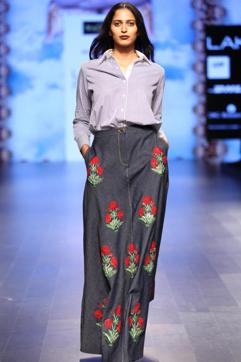 Botanical prints; Nature has long inspired designers. Hence, it comes as no surprise that botanical prints are big this season as well. You can wear them on a traditional attire, as shown in Anita Dongre’s collection, or add a functional twist to them on skirts and jeans. Here, a model sports a denim skirt with floral motifs designed by Monisha Jaising. Botanical prints; Nature has long inspired designers. Hence, it comes as no surprise that botanical prints are big this season as well. You can wear them on a traditional attire, as shown in Anita Dongre’s collection, or add a functional twist to them on skirts and jeans. Here, a model sports a denim skirt with floral motifs designed by Monisha Jaising.