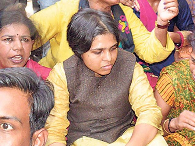 Activist Trupti Desai during a protest on Saturday.(PTI Photo)