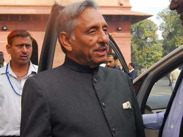 Senior Congress leader Mani Shankar Aiyar said on Tuesday that if the slogan ‘Bharat Mata Ki Jai’ meant ‘Janta Ki Jai’, he was ready to be part of the rhetoric which has become a hot button issue in the country.(File Photo)