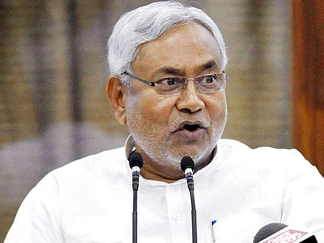 Bihar chief minister Nitish Kumar had made a poll promise to curb the drinking habit among men.(HT file photo)