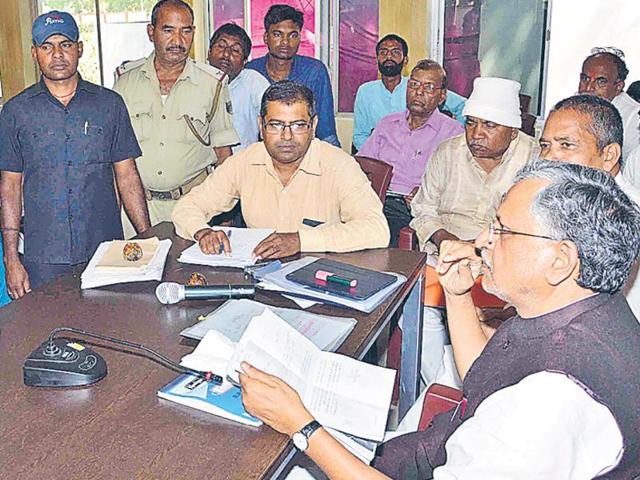 Senior BJP leader Sushil Kumar Modi at a janata durbar, in Patna on Tuesday. (AP Dube/HT Photo) Senior BJP leader Sushil Kumar Modi at a janata durbar, in Patna on Tuesday. (AP Dube/HT Photo)