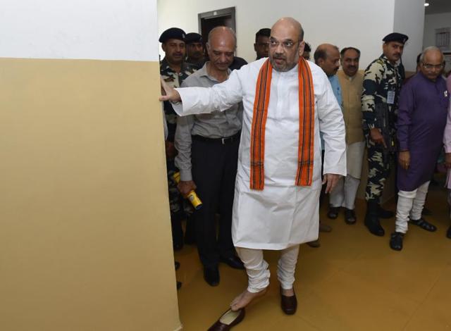BJP president Amit Shah and BJP workers during the BJP formation Day celebration at BJP Headquater in New Delhi on Wednesday,. (Photo by Virendra Singh Gosain/ Hindustan Times)(Hindustan Times) BJP president Amit Shah and BJP workers during the BJP formation Day celebration at BJP Headquater in New Delhi on Wednesday,. (Photo by Virendra Singh Gosain/ Hindustan Times)(Hindustan Times)