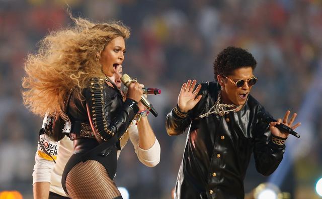 Beyonce and Bruno Mars perform during the Pepsi Super Bowl 50 Halftime Show in Santa Clara, California in February 2016. (AFP) Beyonce and Bruno Mars perform during the Pepsi Super Bowl 50 Halftime Show in Santa Clara, California in February 2016. (AFP)
