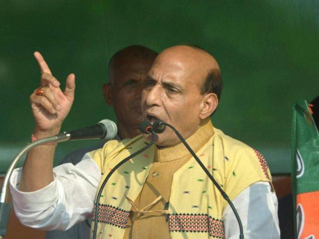 Union Home Minister Rajnath Singh on Wednesday alleged that the Trinamool Congress (TMC) failed to fulfil the aspirations of the people of West Bengal. (PTI Photo) Union Home Minister Rajnath Singh on Wednesday alleged that the Trinamool Congress (TMC) failed to fulfil the aspirations of the people of West Bengal. (PTI Photo)