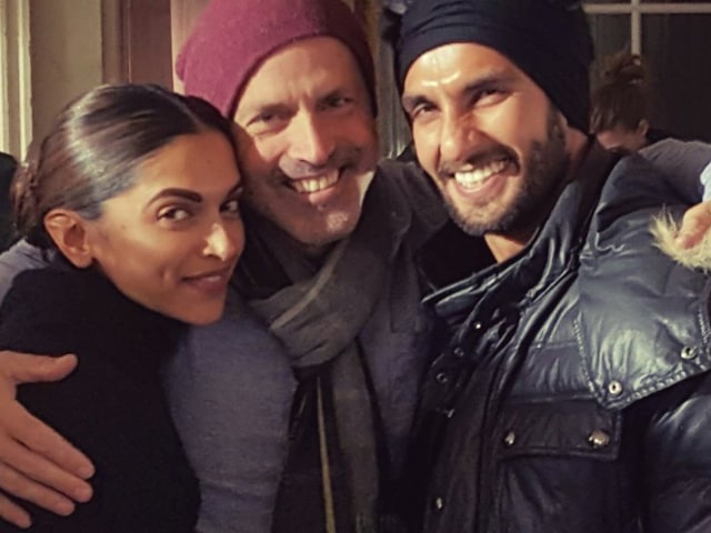 Even Ranveer Singh dropped by. And going by DJ Caruso’s excitement, he might have even got himself cast in a cameo. 