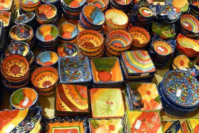 Ceramic painting workshop. Ceramic painting workshop.