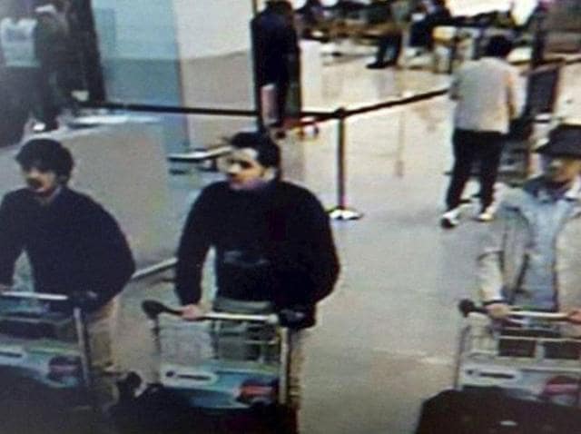 Three men who are suspected of carrying out attacks at Belgium's Zaventem Airport are pictured in this CCTV footage provided by the Belgian Federal Police. (AP File Photo) Three men who are suspected of carrying out attacks at Belgium's Zaventem Airport are pictured in this CCTV footage provided by the Belgian Federal Police. (AP File Photo)