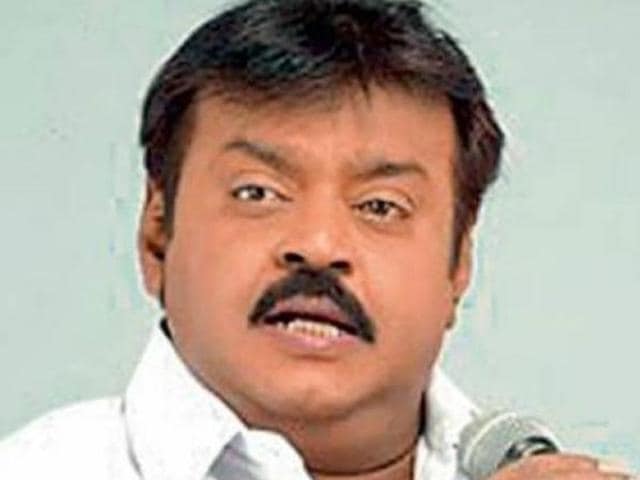 A file photo of DMDK chief Vijayakanth at a Tamil Nadu rally. (HT Photo) A file photo of DMDK chief Vijayakanth at a Tamil Nadu rally. (HT Photo)