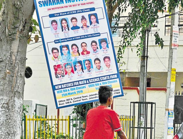 The policy aims to check illegal hoardings in Jalandhar while enhancing the civic body’s income. (HT File Photo) The policy aims to check illegal hoardings in Jalandhar while enhancing the civic body’s income. (HT File Photo)