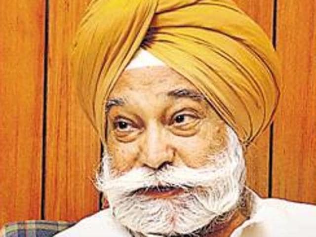 The panel recommended Bir Devinder’s expulsion “to set an example that personal ambitions won’t be accommodated at cost of party prospects”. (HT Photo) The panel recommended Bir Devinder’s expulsion “to set an example that personal ambitions won’t be accommodated at cost of party prospects”. (HT Photo)