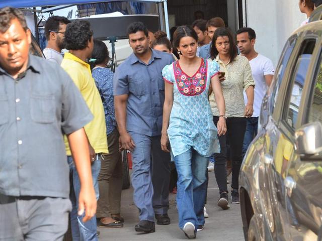 The commercial has been directed by filmmaker Rajkumar Hirani, who had directed Kangana in another ad some time back. (Viral Bhayani/HT photo) 