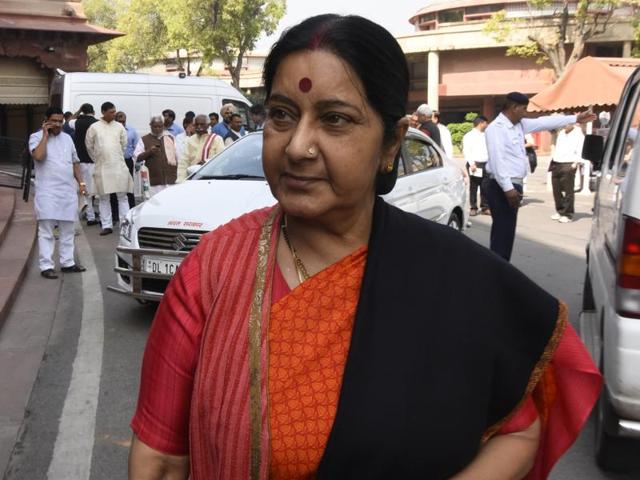Minister of external affairs Sushma Swaraj outside of the Lok Sabha, New Delhi.(HT Photo)