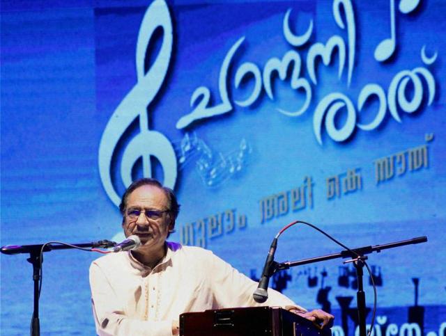 Ghulam Ali says Shreya Ghoshal and Sonu Nigam are his favourite Indian singers.(PTI)