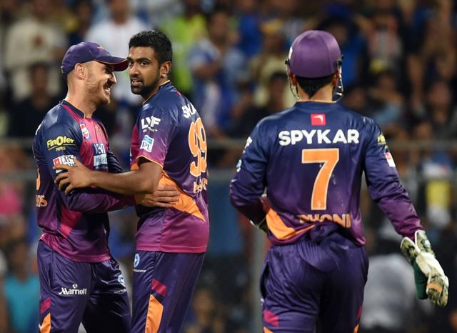 MS Dhoni gave R Ashwin just one over on a track where the ball darted and helped both pacers and spinners. (Kunal Patil/HT Photo) MS Dhoni gave R Ashwin just one over on a track where the ball darted and helped both pacers and spinners. (Kunal Patil/HT Photo)