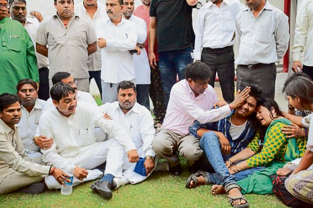 The victim’s family alleged that their daughter was killed for dowry (HT Photo) The victim’s family alleged that their daughter was killed for dowry (HT Photo)