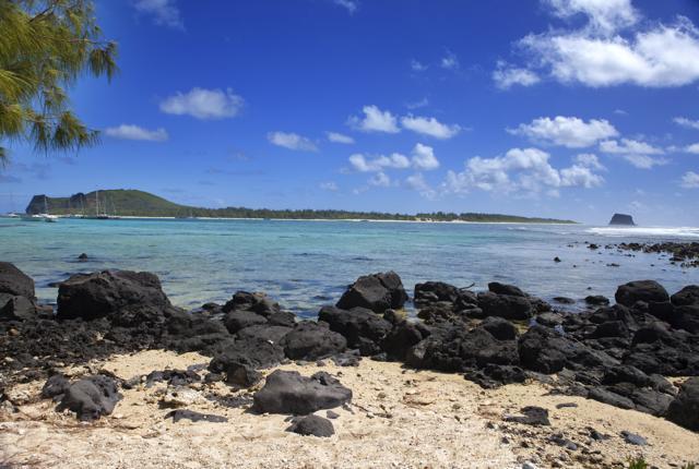 Most trips run to Île Plate -- or Flat Island -- with a stop at Îlot Gabriel -- or Gabriel Island -- along the way. (AFP) Most trips run to Île Plate -- or Flat Island -- with a stop at Îlot Gabriel -- or Gabriel Island -- along the way. (AFP)