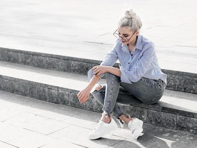 Long shirts are a classic and every women, of every age and every size, needs to make this trend their own. (AFP) Long shirts are a classic and every women, of every age and every size, needs to make this trend their own. (AFP)