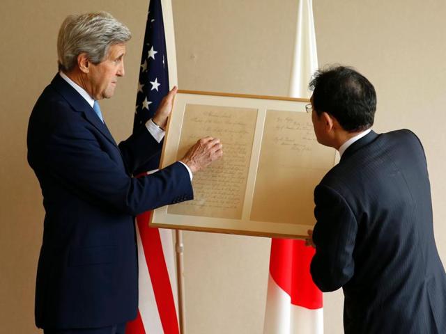 G7 foreign ministers , US secretary of state John Kerry and (4th from left), Japan's foreign minister Fumio Kishida stand together after placing wreaths at the cenotaph at Hiroshima Peace Memorial Park and Museum in Hiroshima. (Reuters Photo) G7 foreign ministers , US secretary of state John Kerry and (4th from left), Japan's foreign minister Fumio Kishida stand together after placing wreaths at the cenotaph at Hiroshima Peace Memorial Park and Museum in Hiroshima. (Reuters Photo)