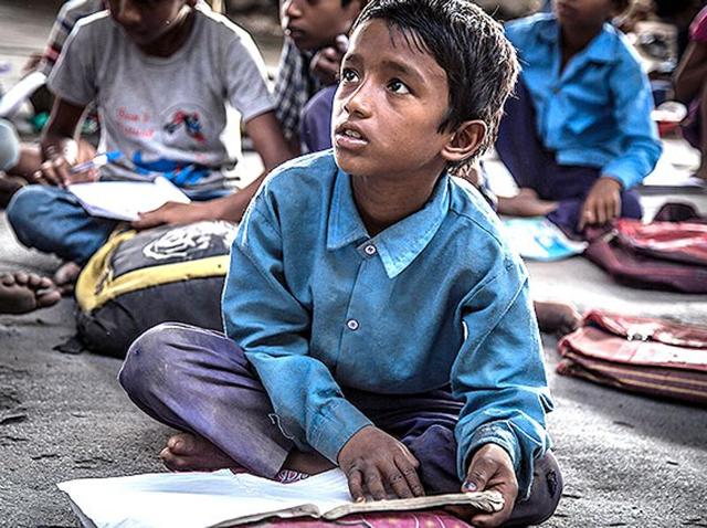 In primary classes, the number of enrolments has come down from 5.89 lakh in 2003 to 3.23lakh in 2015. (HT Photo) In primary classes, the number of enrolments has come down from 5.89 lakh in 2003 to 3.23lakh in 2015. (HT Photo)
