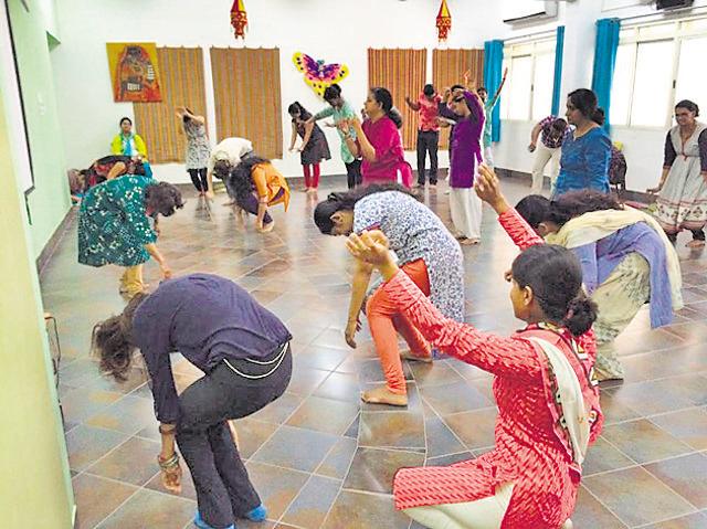 “When a person dances from his or her heart, their body movements help express their inner feelings,” says Namrata Dagia, clinical psychologist. (www.facebook.com/movewithCMTAI)