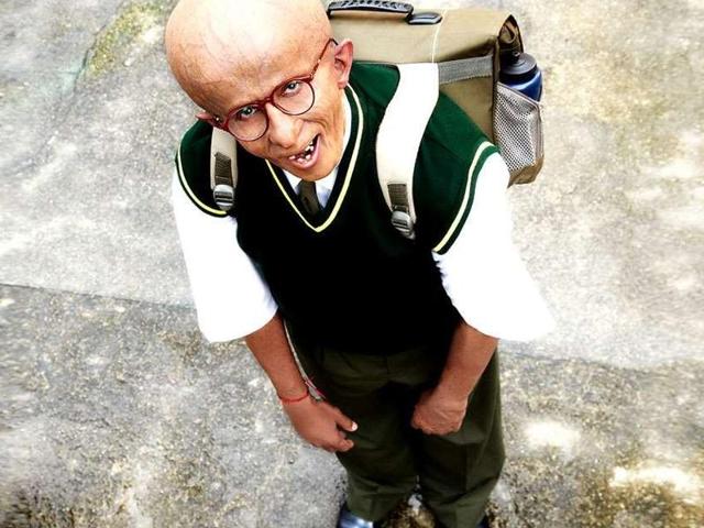 India’s biggest superstar playing a school boy and we bought it, thanks to the prosthetic make-up and acting. Amitabh Bachchan in Paa.