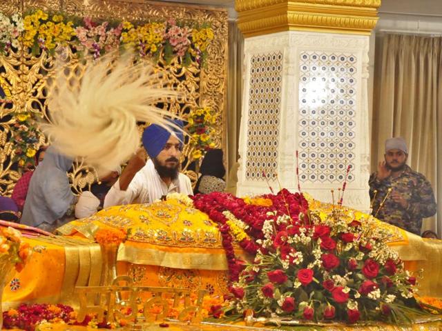 Baisakhi being celebrated at Gurudwara Dukhniwaran Sahib in Ludhiana. (Sikander Singh Chopra/HT)