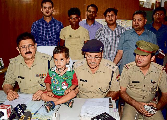 The police tracked the accused Baijnath Kumar through electronic surveillance of his mobile phone. (Sakib Ali/Hindustan Times) The police tracked the accused Baijnath Kumar through electronic surveillance of his mobile phone. (Sakib Ali/Hindustan Times)