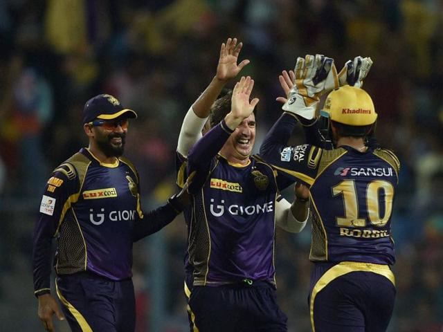 Kolkata Knight Riders’ Brad Hogg celebrates with teammates after running out Parthiv Patel. (PTI) Kolkata Knight Riders’ Brad Hogg celebrates with teammates after running out Parthiv Patel. (PTI)