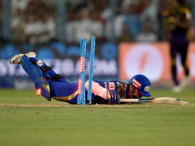Parthiv Patel gets run out. (PTI) Parthiv Patel gets run out. (PTI)