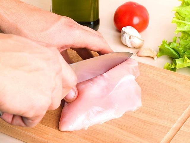 Separate raw and cooked: Separate raw meat, poultry and seafood from other foods. Use separate equipment and utensils such as knives, cutting boards for handling raw foods. Store food in containers to avoid contact between raw and prepared foods. Separate raw and cooked: Separate raw meat, poultry and seafood from other foods. Use separate equipment and utensils such as knives, cutting boards for handling raw foods. Store food in containers to avoid contact between raw and prepared foods.