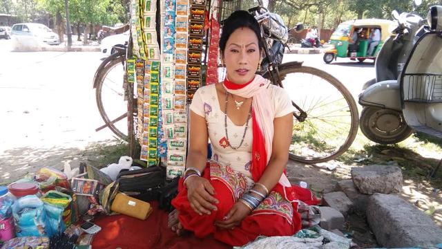 Srishti at her roadside shop beneath a tree. She chose physical labour over seeking alms. (HT photo) Srishti at her roadside shop beneath a tree. She chose physical labour over seeking alms. (HT photo)