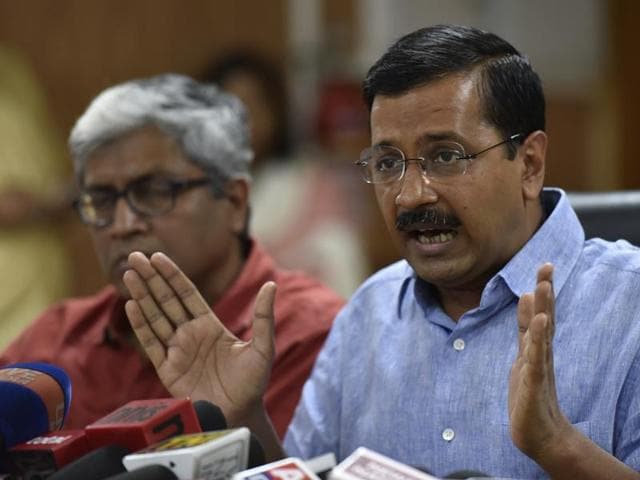 The Aam Aadmi Party said on Friday that if it decides to fight the 2017 Goa Assembly elections, it will contest on its own and form the government without any alliance. (Hindustan Times Photo) The Aam Aadmi Party said on Friday that if it decides to fight the 2017 Goa Assembly elections, it will contest on its own and form the government without any alliance. (Hindustan Times Photo)