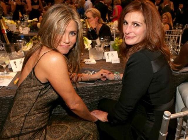 Jennifer Aniston is right, it is Julia Roberts after all.(Twitter)