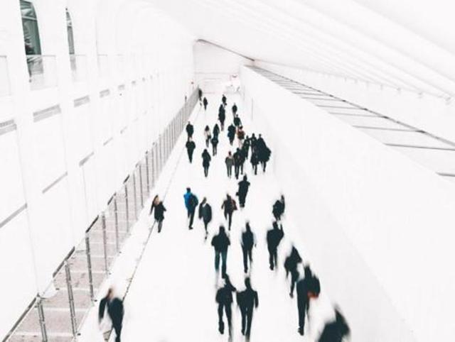 People on the go at the World Trade Center, New York. (Instagram/creativehostage)