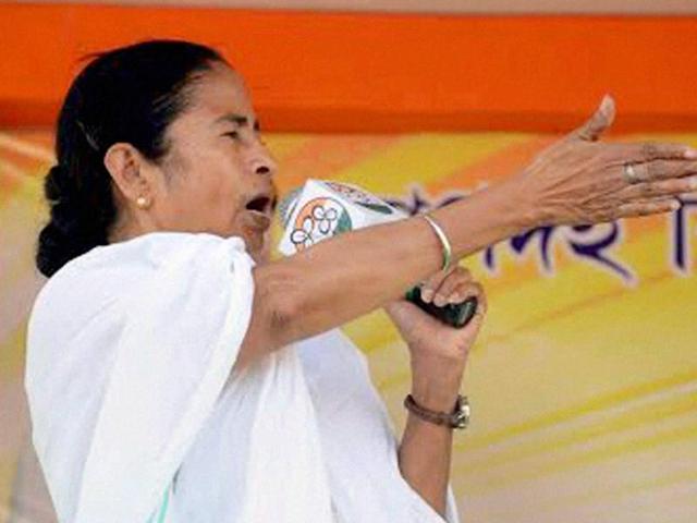Mamata Banerjee arrives for a meeting with UPA chairperson Sonia Gandhi at her residence in New Delhi. (HT File Photo) Mamata Banerjee arrives for a meeting with UPA chairperson Sonia Gandhi at her residence in New Delhi. (HT File Photo)