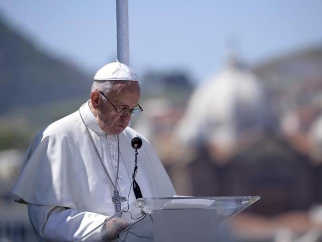 Pope Francis visits the Moria refugee camp in the Greek island of Lesbos, on April 16, 2016. Pope Francis travelled to Greece for a brief but provocative visit to meet with refugees at a detention center as the European Union implements a controversial plan to deport them back to Turkey. (AP) Pope Francis visits the Moria refugee camp in the Greek island of Lesbos, on April 16, 2016. Pope Francis travelled to Greece for a brief but provocative visit to meet with refugees at a detention center as the European Union implements a controversial plan to deport them back to Turkey. (AP)